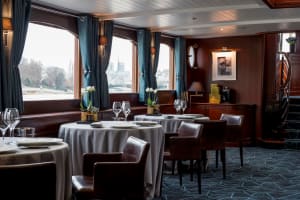 Luxury Seine River Cruise & Fine Dining in Paris 4