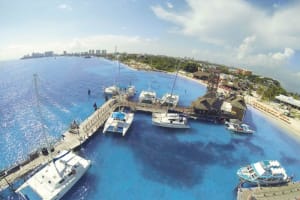 Isla Mujeres Catamaran Sailing tour + Lunch + Open Bar 4