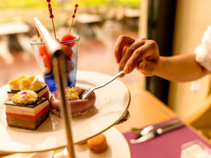 Private Kensington Palace Tour with Guard Change & Afternoon Tea - image 4