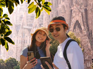 Explore Sagrada Familia & Gaudí’s Secret Stories Tour - image 3