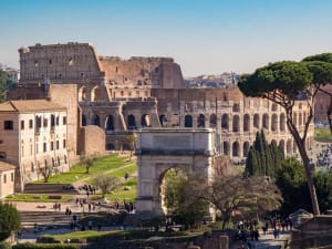 Colosseum: Skip-the-Line Ticket & Audio Tour - image 4