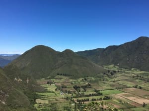 Equator Line and Pululahua Crater - Half Day Tour - image 3