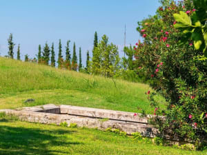 E-ticket to Royal Graves of Aigai with Audio & Thessaloniki audio - image 3