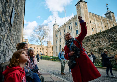 Let Me Show You London image 3