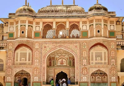 Peer Voyages India image 2