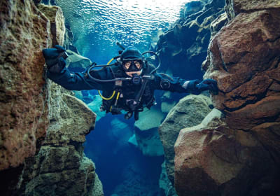 DIVE.IS - PADI 5 Star Dive Center Iceland image 3