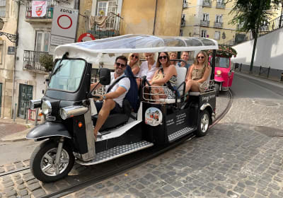 I Took a Tuk Tuk image 2