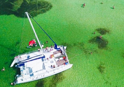 Island Time Sailing image 1