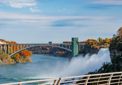 Gray Line Niagara Falls/Buffalo image 2