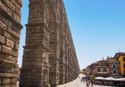 Madrid Guided Day Trip to Segovia, optional Alcázar 2