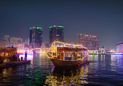 Tour Dubai: 迪拜河单桅帆船豪华晚餐巡游 2