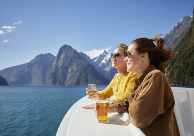From Te Anau: Milford Sound Cruise and Coach Day Trip 2