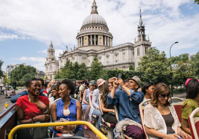 London Essential: 48hr Hop-On Hop-Off Sightseeing Bus Tour, Walking Tours & River Cruise 2
