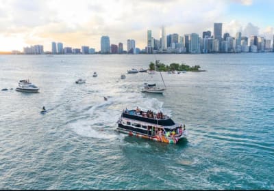 Miami Celebrity Homes Boat Tour - Miami Sightseeing Cruises