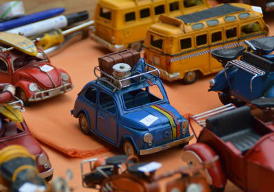 The Paris Flea Market. Small-group guided tour with expert 2