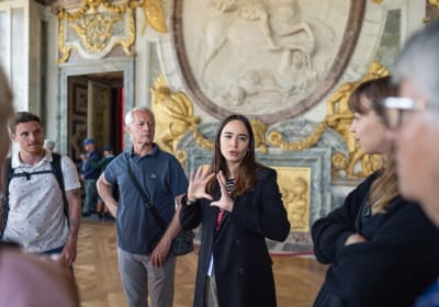 Versailles Full-Day Saver Tour: Palace, Gardens, and Estate of Marie Antoinette 2