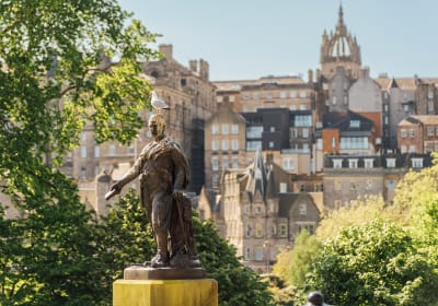 Edinburgh Essential: 48-Hour Hop-on, Hop-off Sightseeing Bus Tour 2