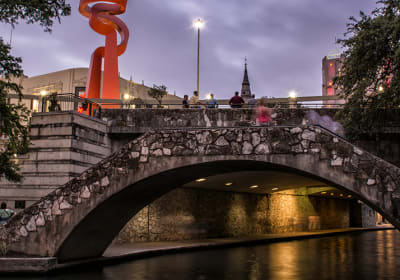 Scenic San Antonio Night Tour with Riverwalk Boat Tour 2