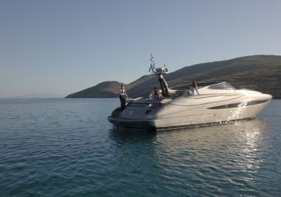 Private Half Day Riva Yacht Experience in Mykonos 2