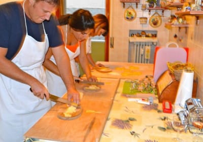Traditional Home Hands on Cooking Class in Pisa  2