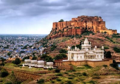 Private 11 Days Golden Triangle Tour with Khajuraho and Varanasi 2