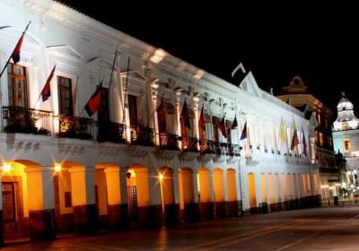 The Middle of The World and Urband Legends of Quito - "Small Group" 2