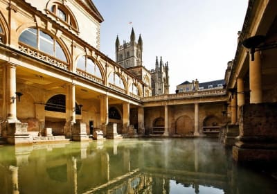 Bath, Avebury and Lacock Village Small-Group Day Tour from London 2