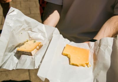 Walking Food Tour in the Borough Market with Eating Europe 2