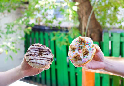 Toronto: Guided Donut Walking Tour with Tastings and Coffee 2