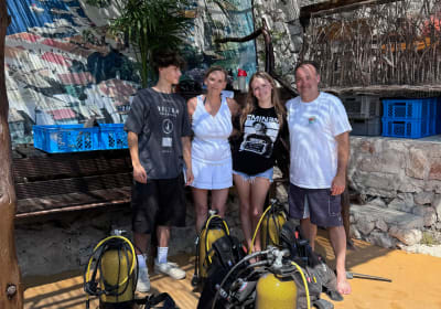 PADI Discover Scuba Diving - Beach entry dive 2