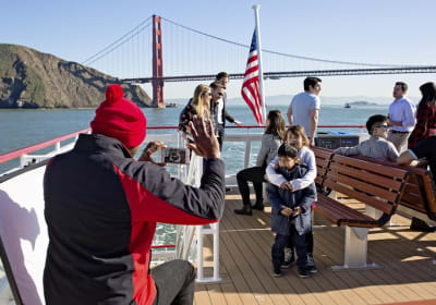 San Francisco Bridge-to-Bridge Cruise (90 Minutes) 2