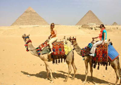 Private Half Day Trip Visit Giza Pyramids &Sphinx with Camel Ride 2