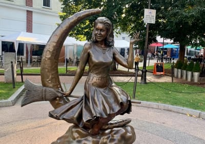 Self-Guided Smartphone Ghost Walking Tour in Salem 2