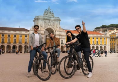 Lisbon 360º Guided Tour: Boat, Bike, Walk & Tram 2