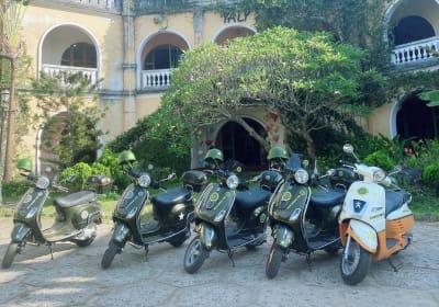 Vintage Minsk Motorbike Food Tour in Hanoi 2