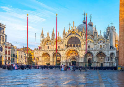 Venice Small Group Walking Tour with St. Mark's Basilica Terrace 2