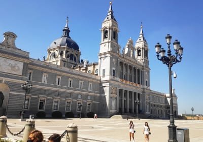 Guided Tour of Madrid's Royal Palace and Almudena Cathedral 2