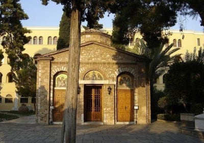 Medieval Athens Walking Tour with Late Lunch and Wine 2