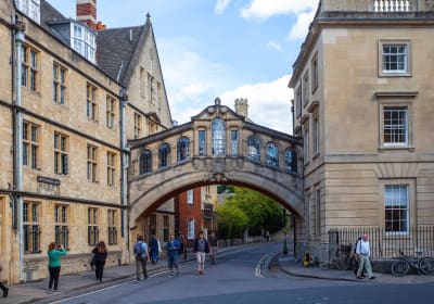 Oxford University Walking Tour with Student Guides 2