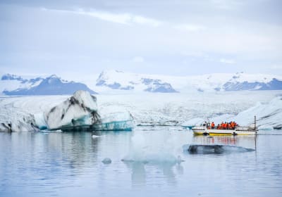 2-Day South Coast Adventure with Glacier Hike & Jokulsarlon Tour 2