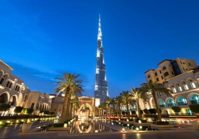 Burj Khalifa: At the Top 125th Floor and The Dubai Fountain Boardwalk 2