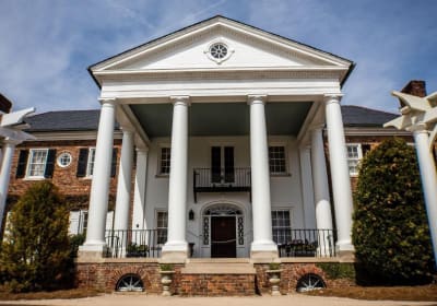 Boone Hall Plantation Day Tour with Transportation 2