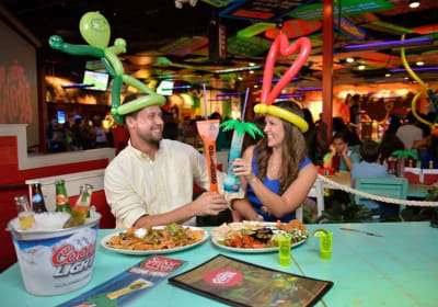 Señor Frog's Party Pass with Dinner & Drinks 2