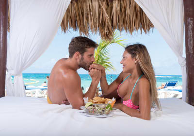 Mr. Sancho's Romantic Beach Day for Two 2