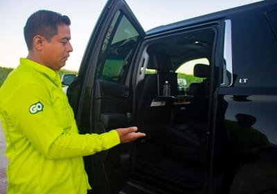 Luxury SUV Transfer from Costa Mujeres to Cancun Airport 2
