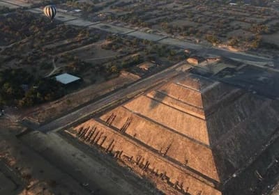 Hot Air Balloon Ride & La Gruta Dinner 2