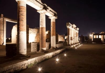 Nighttime Archaeological Tour of Pompeii 2