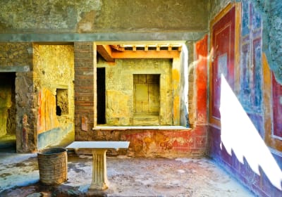 Pompeii and Naples Museum Archaeological Tour 2