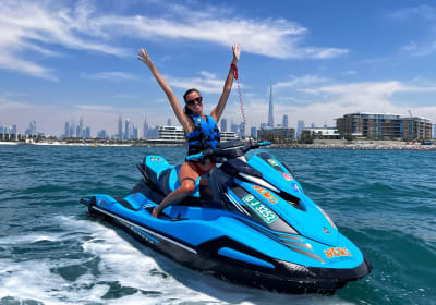30-Min Jet Ski Tour with English Breakfast and Burj Al Arab View 2