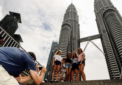 Kuala Lumpur Twin Towers & KL Tower Combo Ticket 2